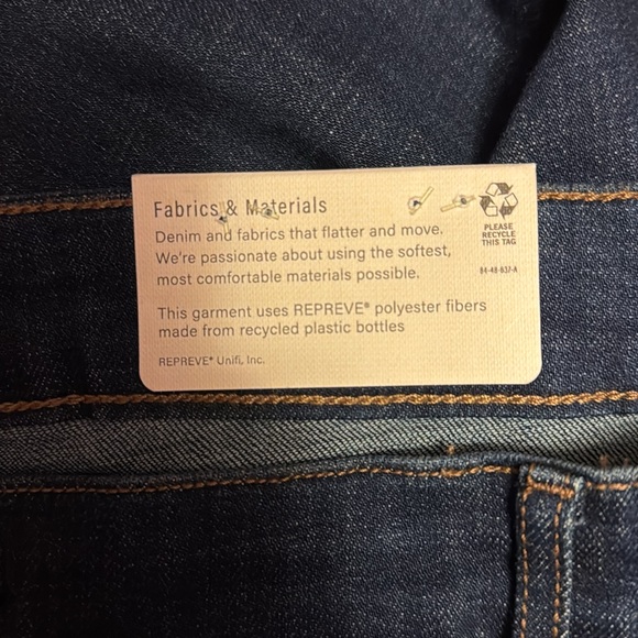 ANA High-Rise Flare Dark Denim Jeans - Picture 3 of 6